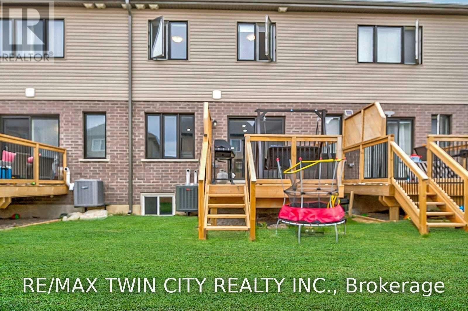 107-135 Hardcastle Drive, Cambridge, ON, N1S 0B6 - 30