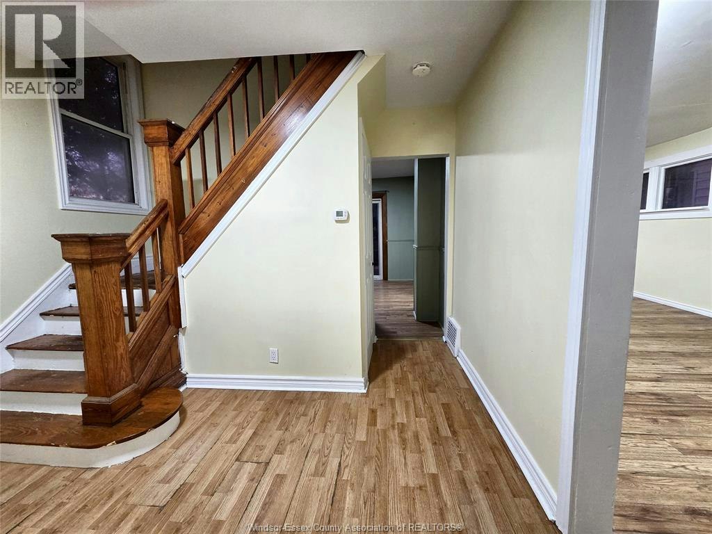 328 John B Avenue, Windsor, ON, N9C 3G2 - 4