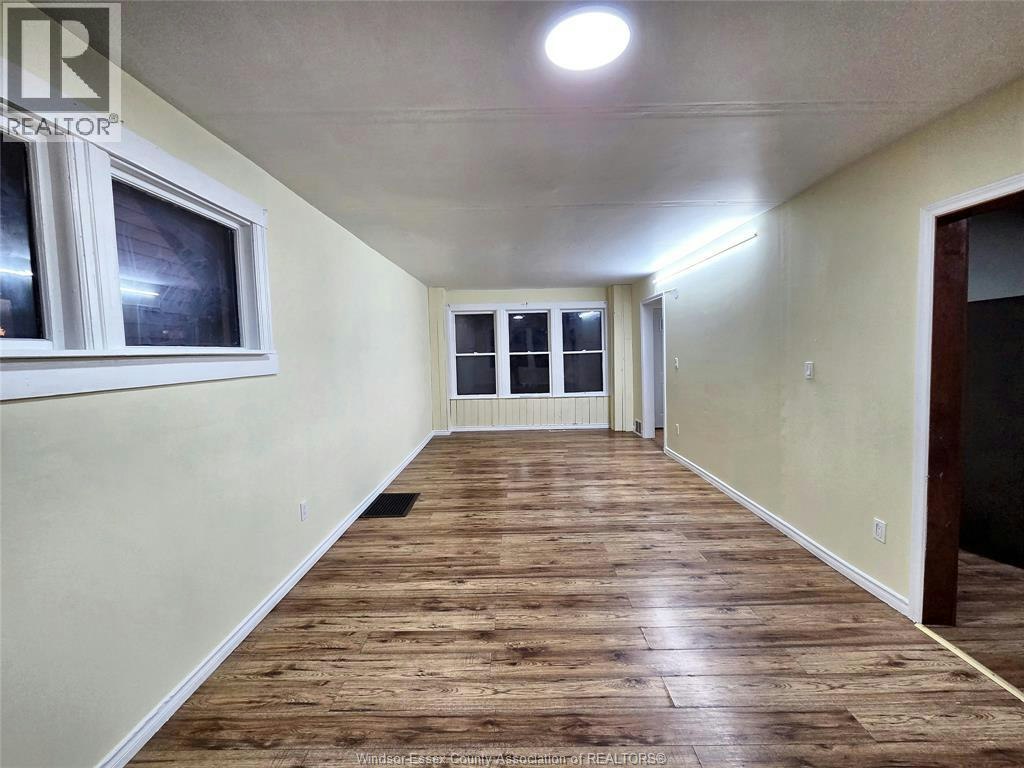 328 John B Avenue, Windsor, ON, N9C 3G2 - 2