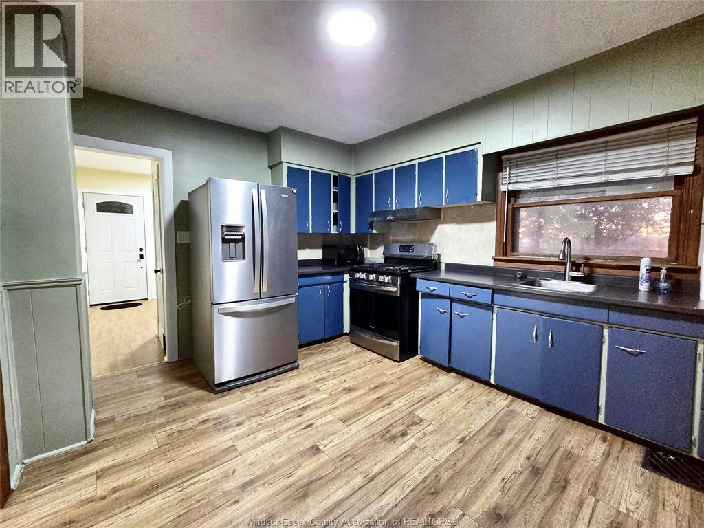 328 John B Avenue, Windsor, ON, N9C 3G2 - 5