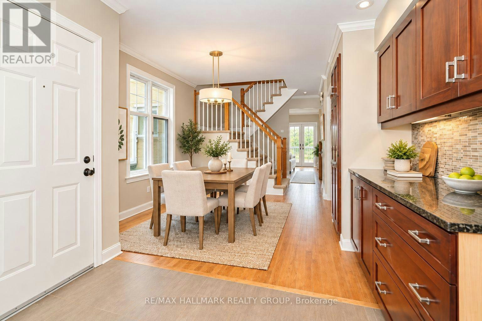 144 Springhurst Avenue, Ottawa, ON, K1S 0E5 - 8