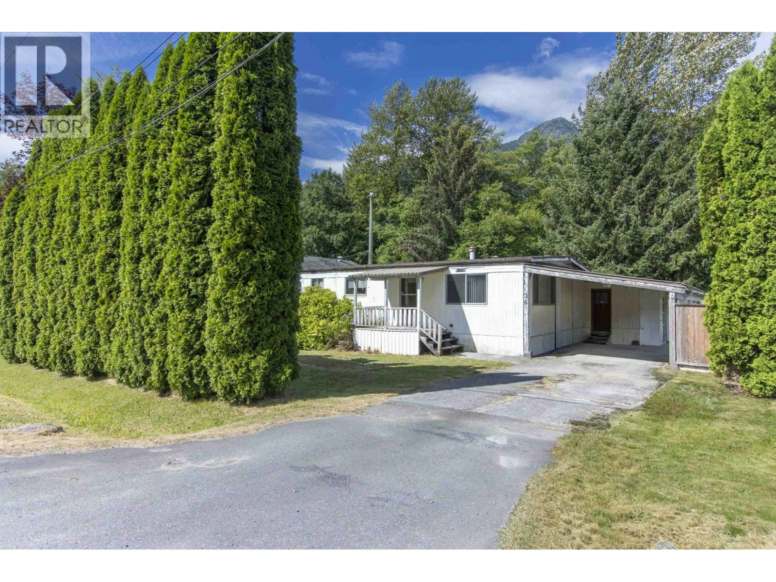 36 Bracken Parkway, Squamish, BC, V0N 1T0