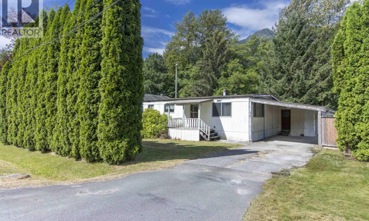 36 Bracken Parkway