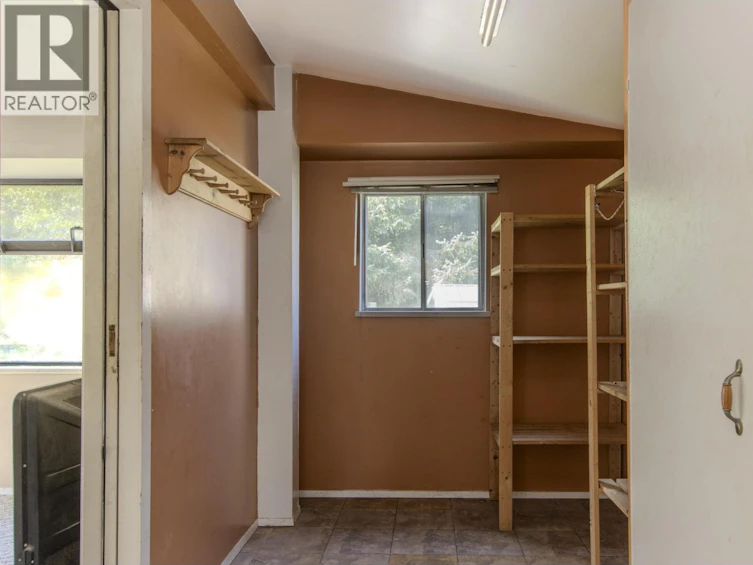 36 Bracken Parkway, Squamish, BC, V0N 1T0 - 3