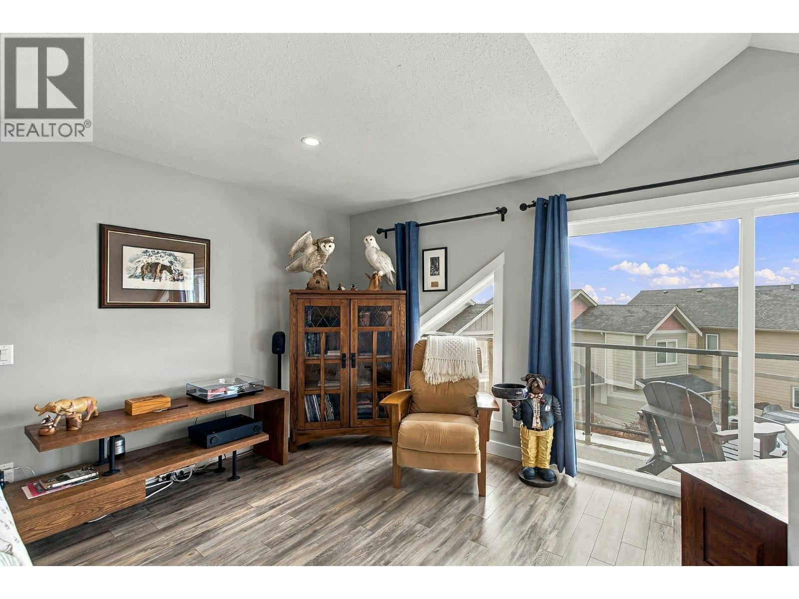 6976 Terazona Drive, West Kelowna, BC, V1Z 3R8 - 30