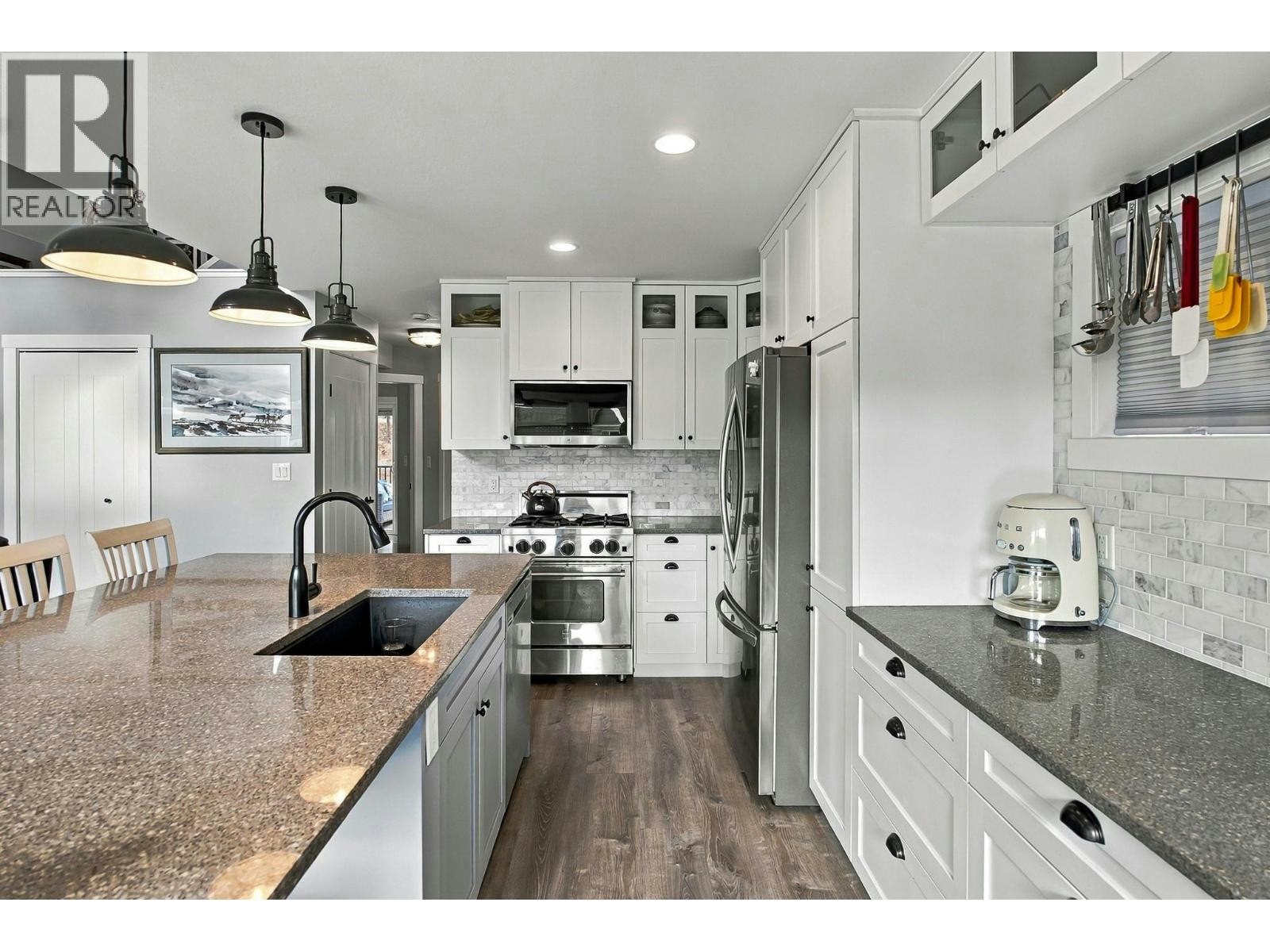 6976 Terazona Drive, West Kelowna, BC, V1Z 3R8 - 12