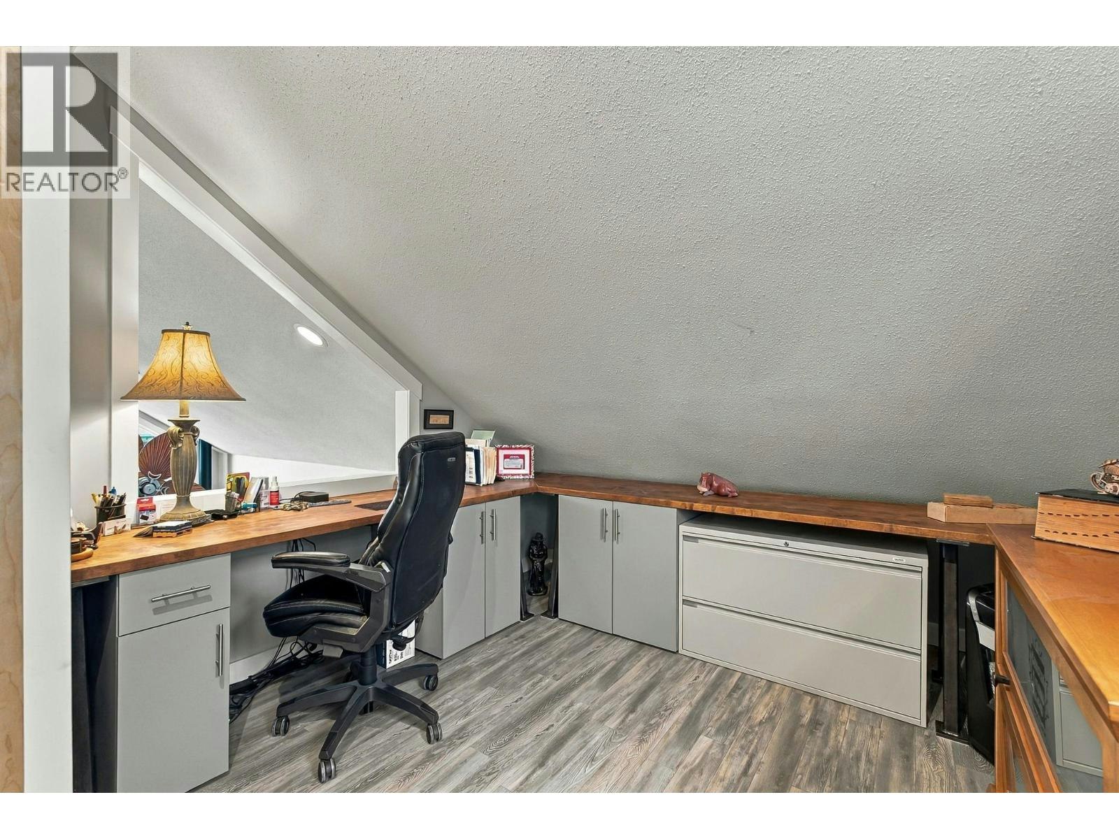 6976 Terazona Drive, West Kelowna, BC, V1Z 3R8 - 40