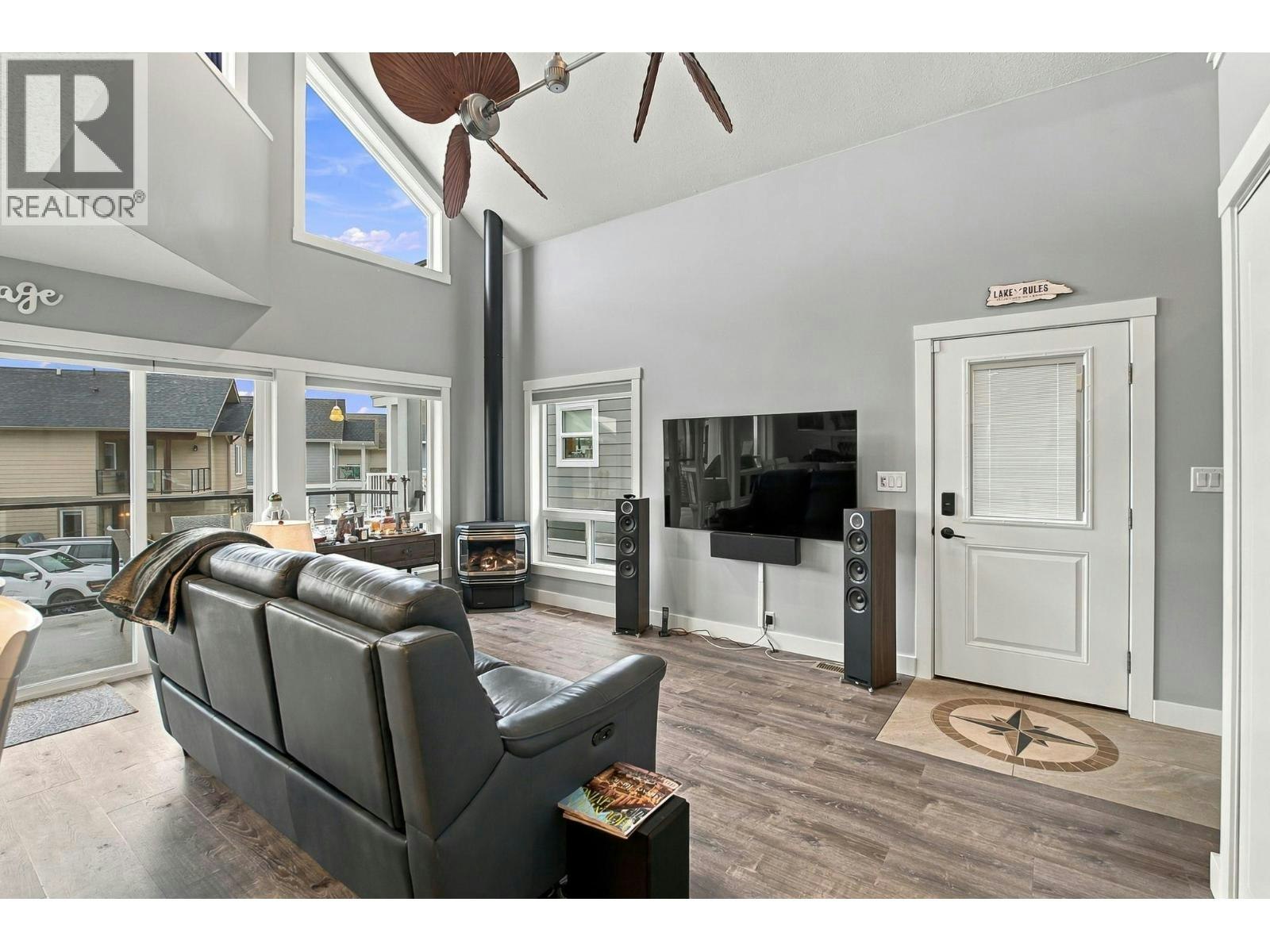 6976 Terazona Drive, West Kelowna, BC, V1Z 3R8 - 7