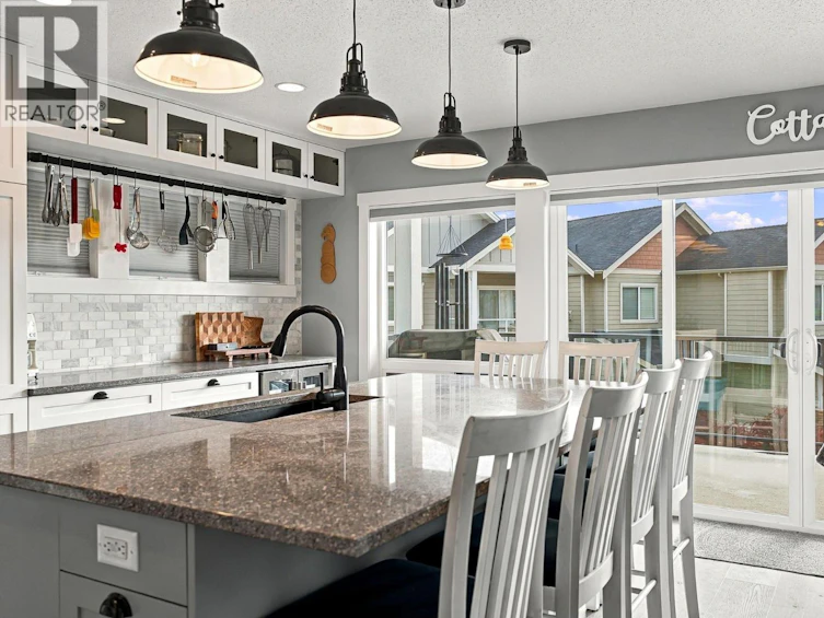 6976 Terazona Drive, West Kelowna, BC, V1Z 3R8 - 9