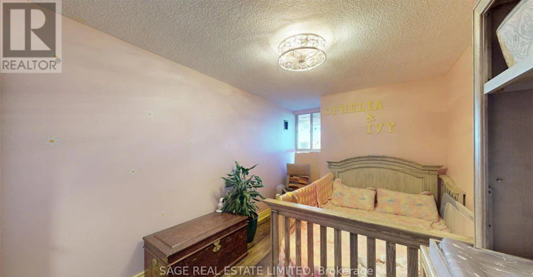 40 Panorama Court, Toronto, ON, M9V 4M1 - 31