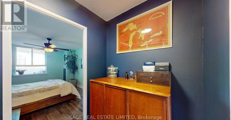 40 Panorama Court, Toronto, ON, M9V 4M1 - 23