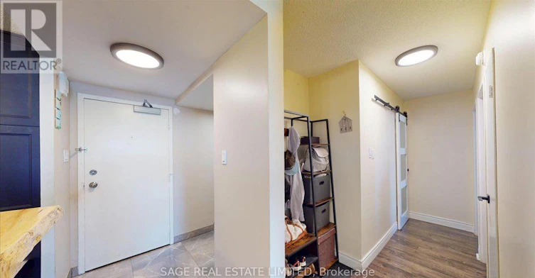 40 Panorama Court, Toronto, ON, M9V 4M1 - 18