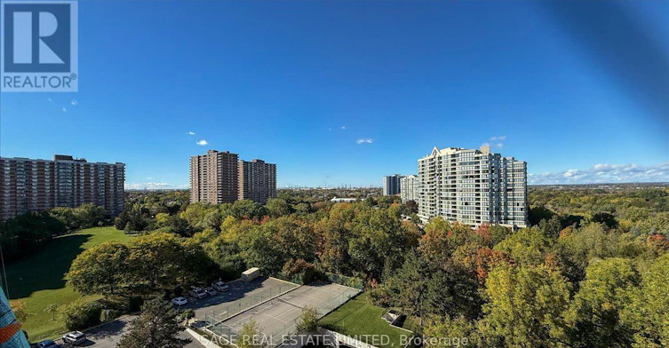 40 Panorama Court, Toronto, ON, M9V 4M1 - 41