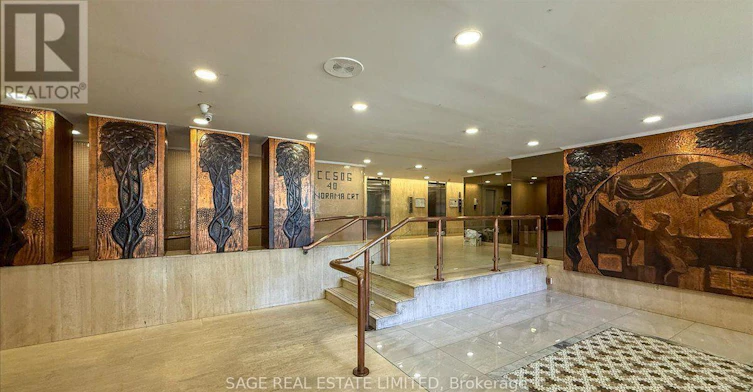 40 Panorama Court, Toronto, ON, M9V 4M1 - 32