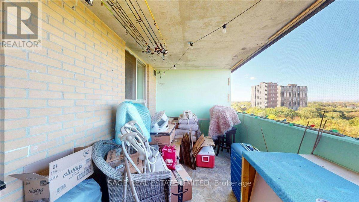 40 Panorama Court, Toronto, ON, M9V 4M1 - 39