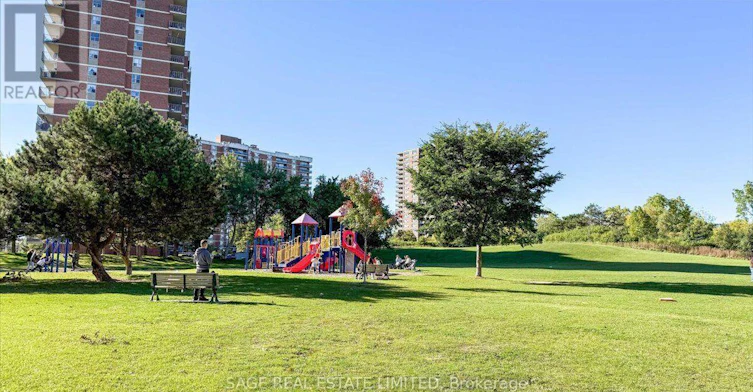 40 Panorama Court, Toronto, ON, M9V 4M1 - 36