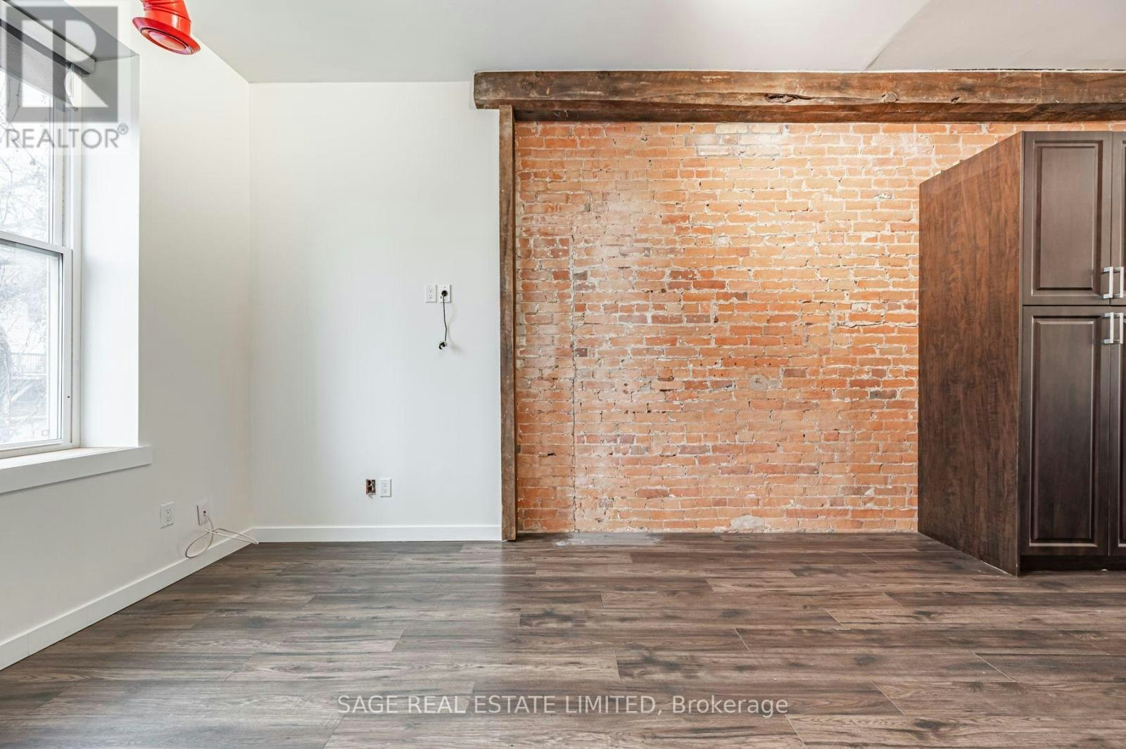 8-14 Cross Street, Hamilton, ON, L9H 2R4 - 13