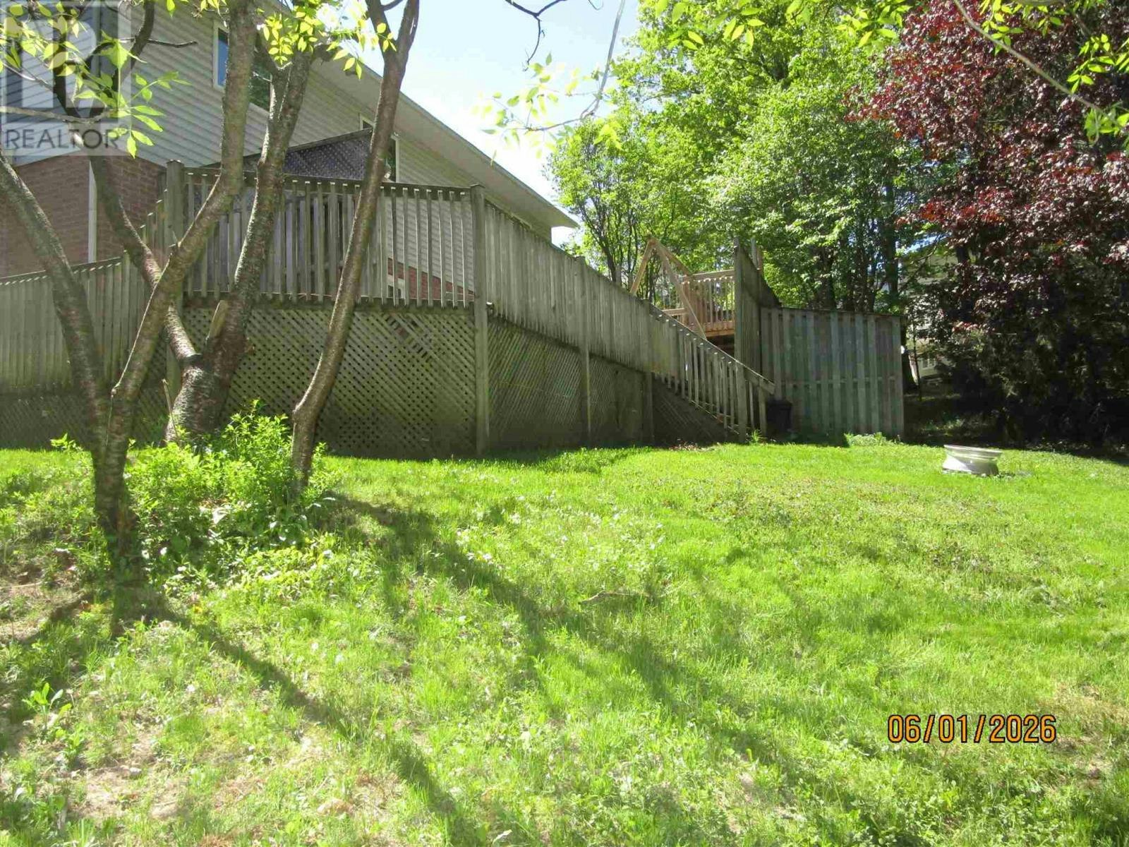 27 Plummer Court, Sault Ste. Marie, ON, P6B 6E4 - 3