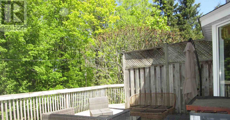 27 Plummer Court, Sault Ste. Marie, ON, P6B 6E4 - 5