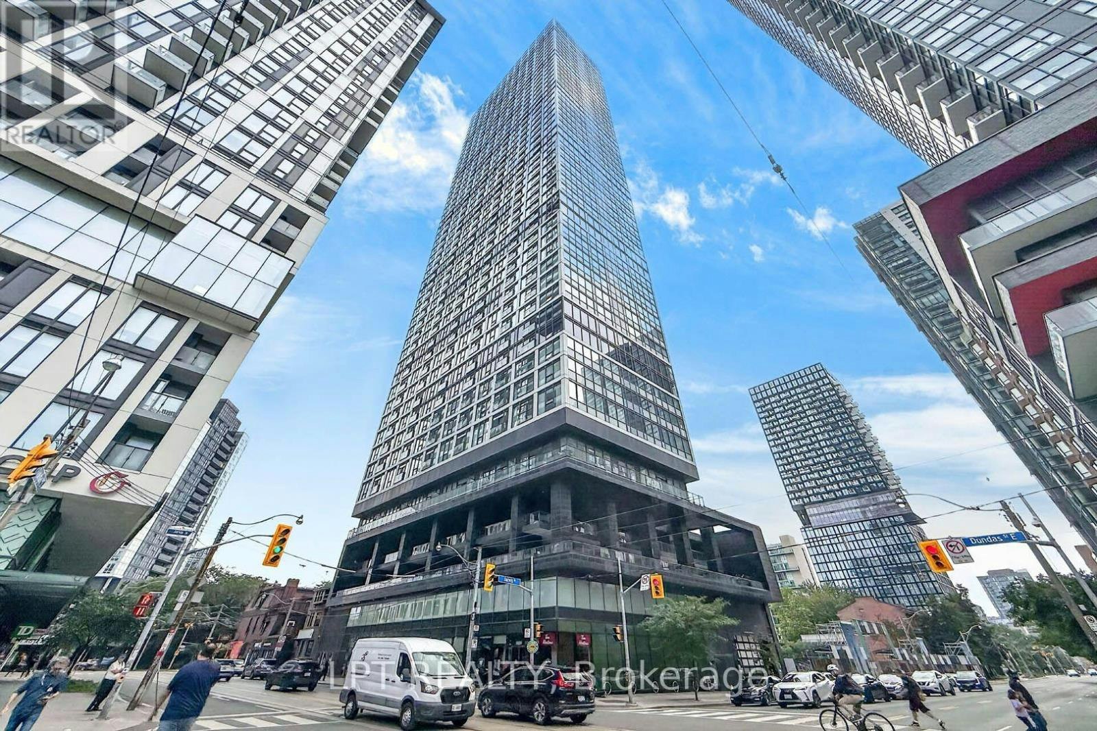 807-181 Dundas Street E, Toronto, ON, M5A 0N5