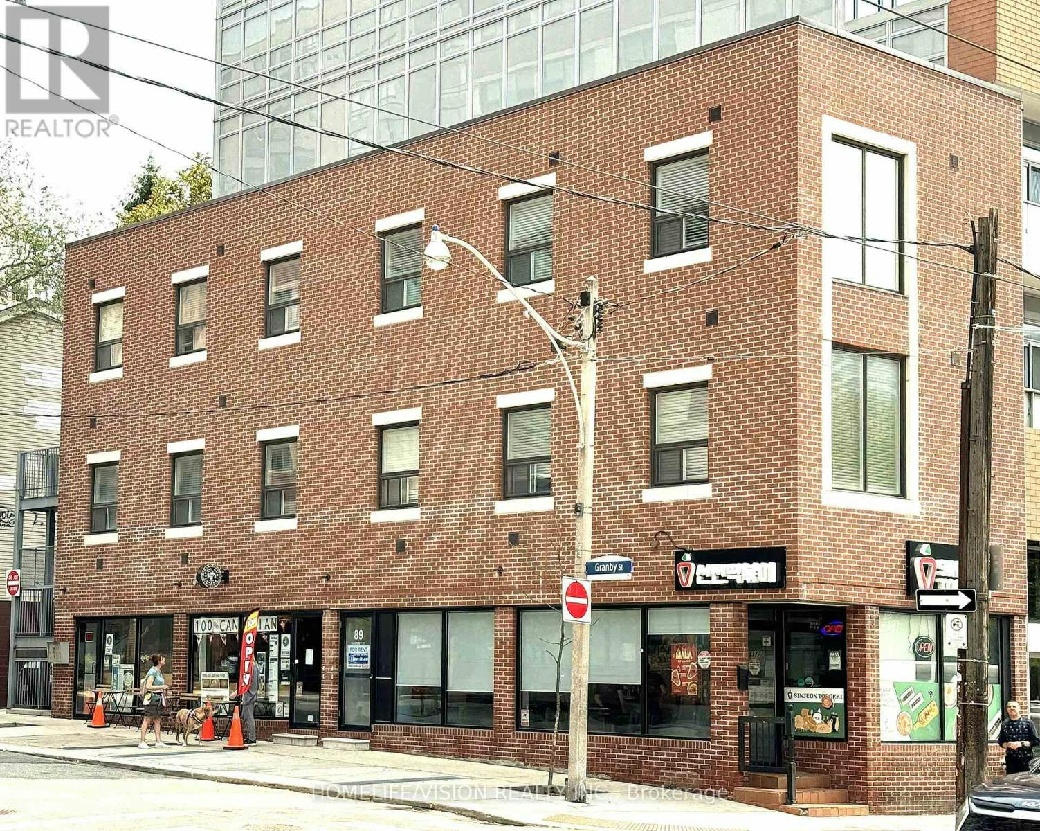 202-377 Church Street, Toronto, ON, M5B 1Z9 - 2
