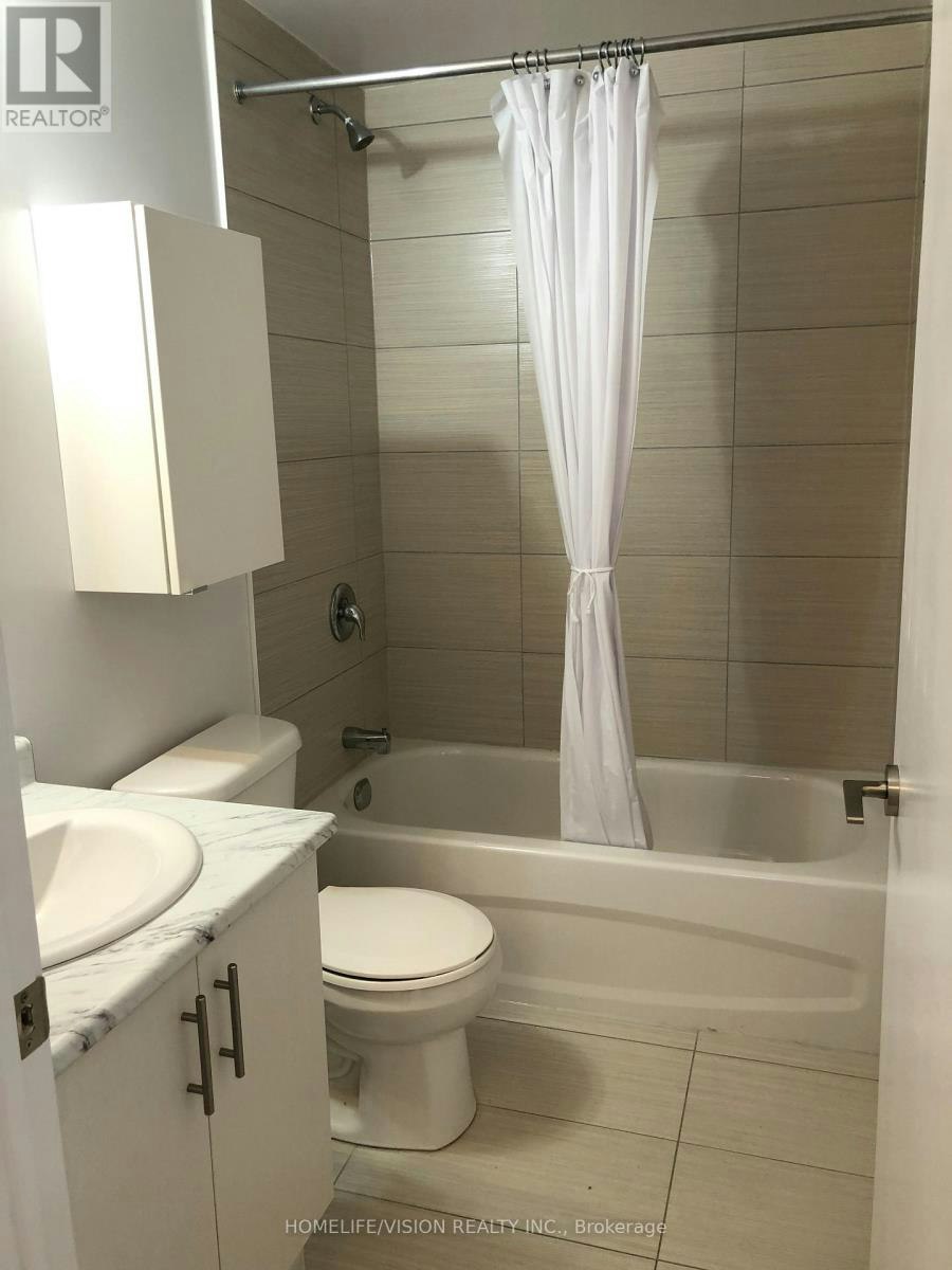 202-377 Church Street, Toronto, ON, M5B 1Z9 - 6