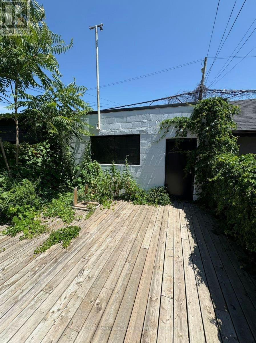 MAIN FLOOR-435 Manning Avenue, Toronto, ON, M6G 2V6 - 7