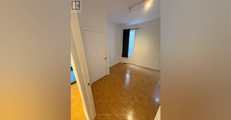 MAIN FLOOR-435 Manning Avenue, Toronto, ON, M6G 2V6 - 13