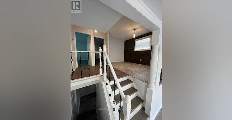 UPPER-7 Belleau Street, Hamilton, ON, L8J 1N1 - 12