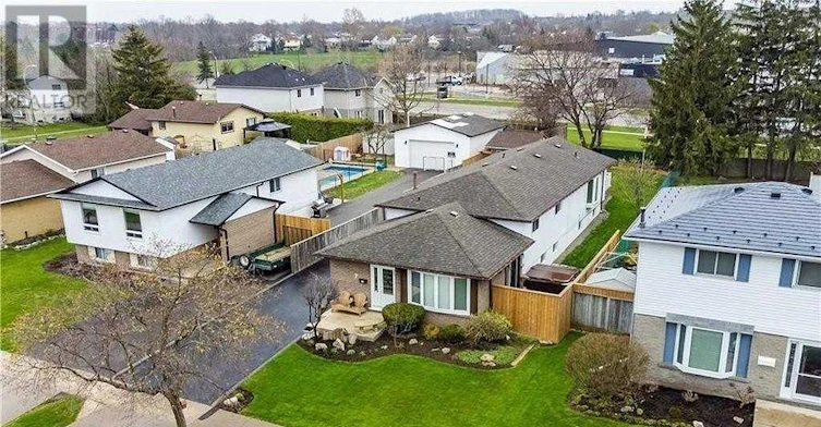 UPPER-7 Belleau Street, Hamilton, ON, L8J 1N1