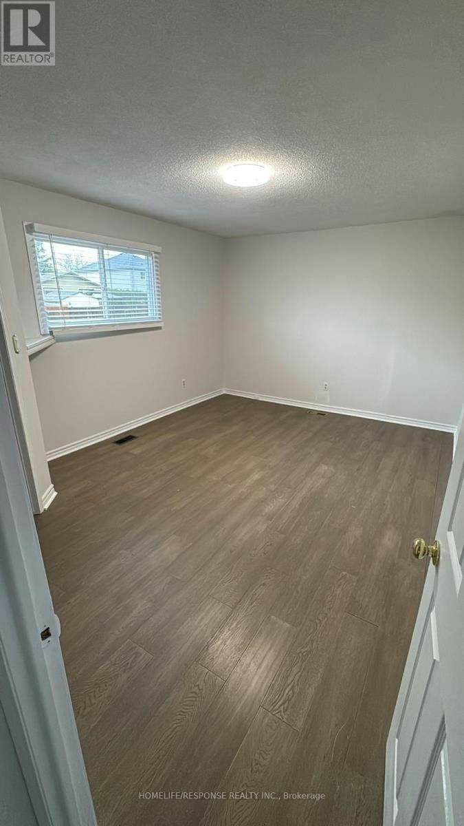 UPPER-7 Belleau Street, Hamilton, ON, L8J 1N1 - 24