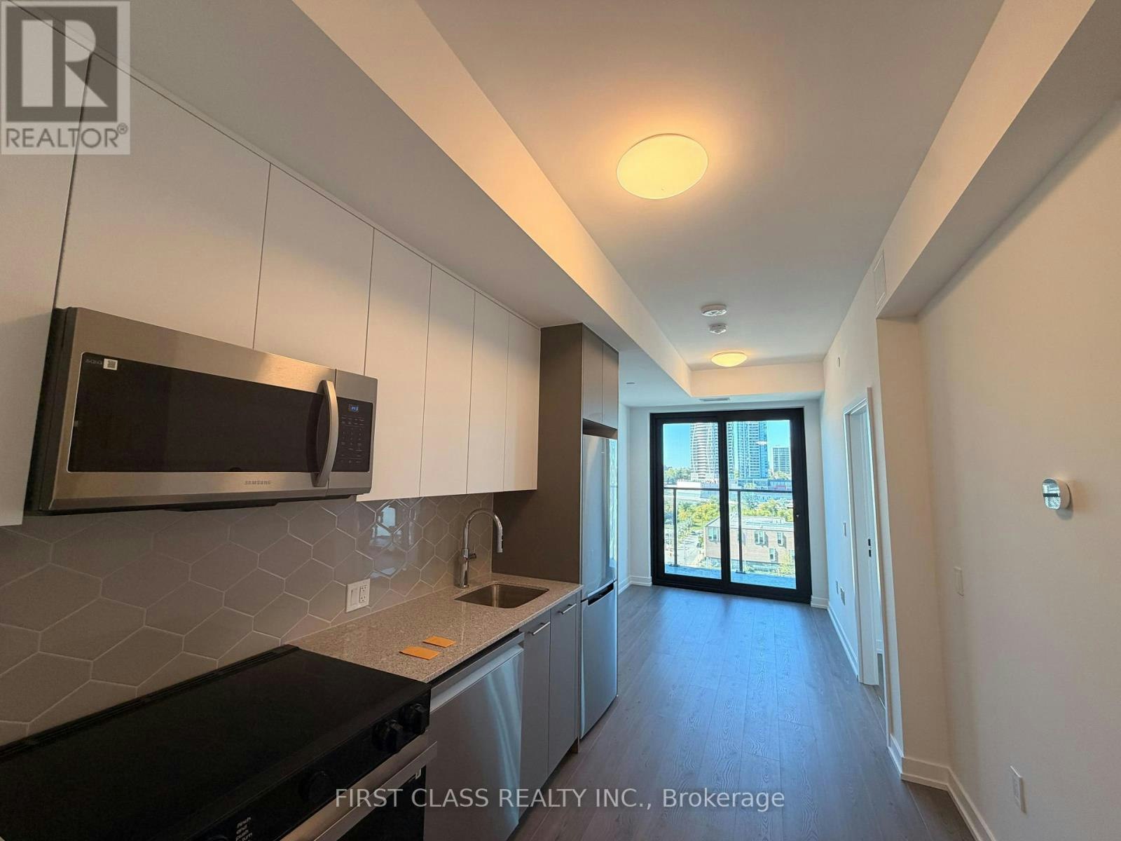 1012-30 Francis Street S, Kitchener, ON, N2G 1H7 - 2