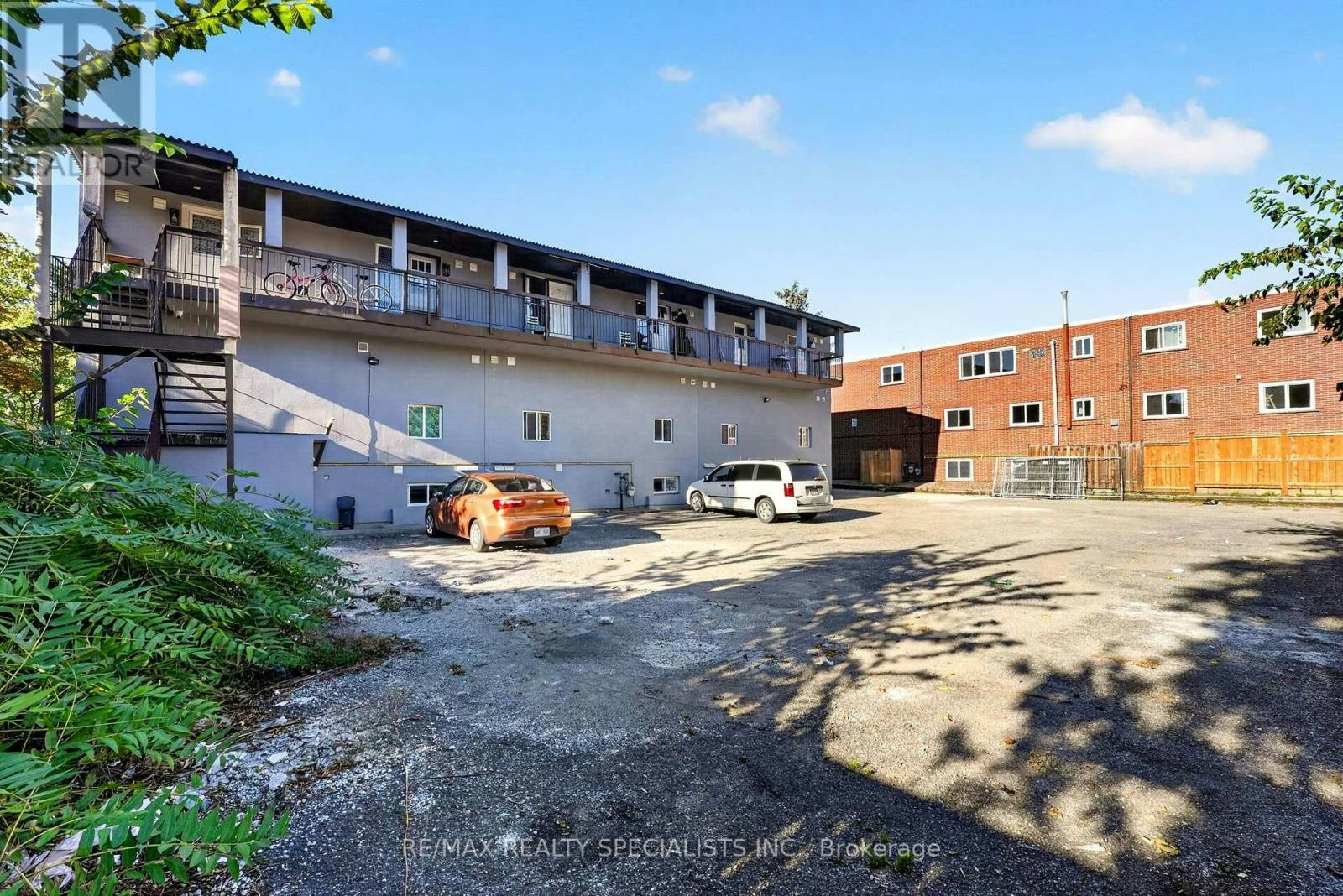 11-44 Queenston Street, St. Catharines, ON, L2R 2Y9 - 25