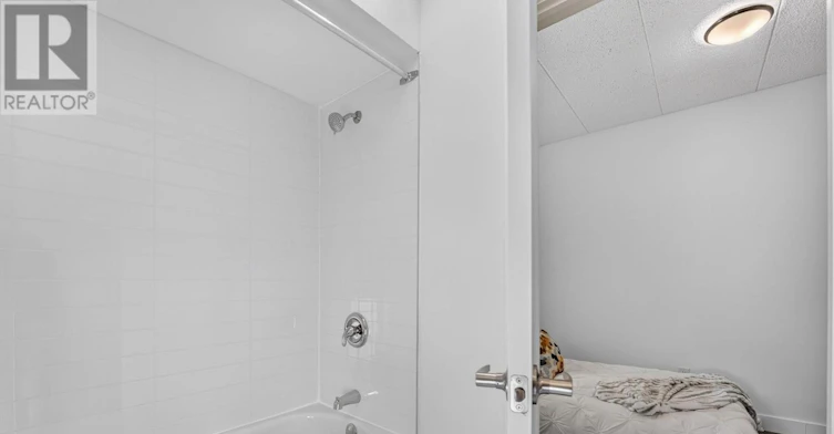 11-44 Queenston Street, St. Catharines, ON, L2R 2Y9 - 15