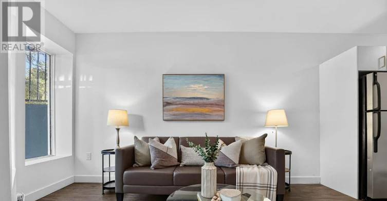 1A-44 Queenston Street, St. Catharines, ON, L2R 2Y9
