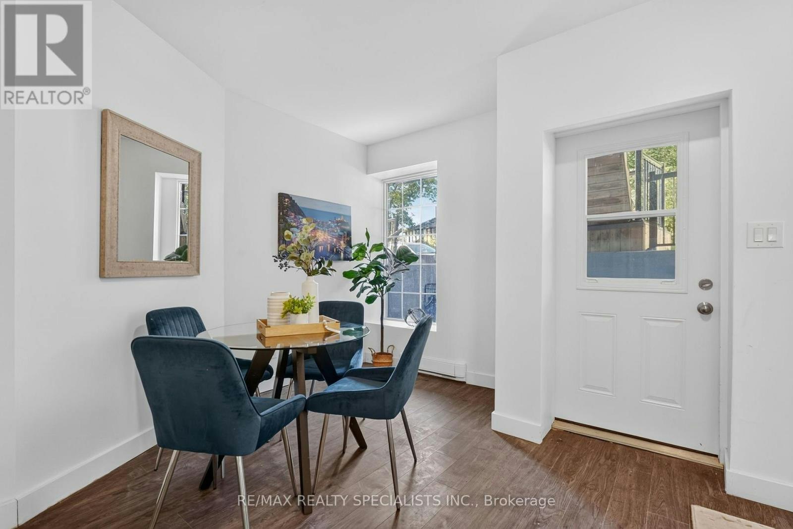 1A-44 Queenston Street, St. Catharines, ON, L2R 2Y9 - 3