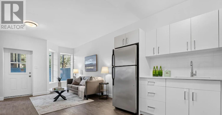 1A-44 Queenston Street, St. Catharines, ON, L2R 2Y9 - 11