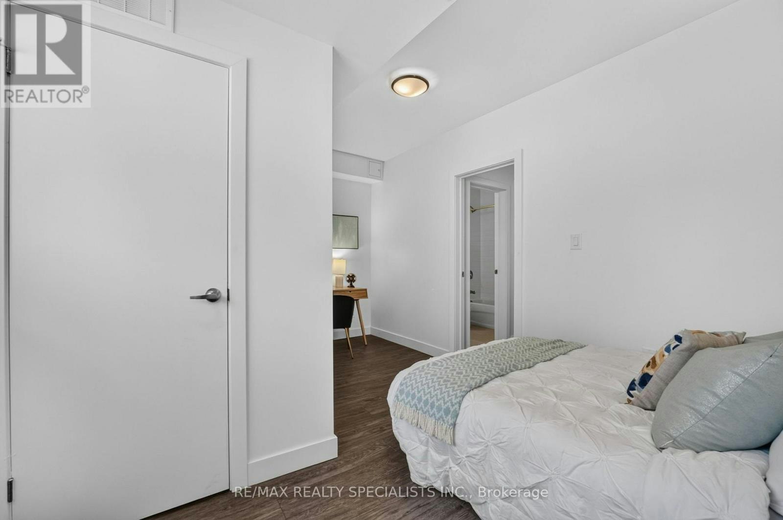 1A-44 Queenston Street, St. Catharines, ON, L2R 2Y9 - 21