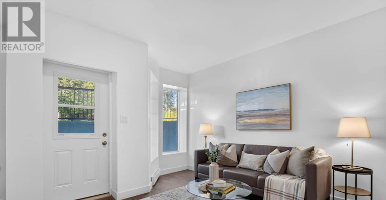 1A-44 Queenston Street, St. Catharines, ON, L2R 2Y9 - 6