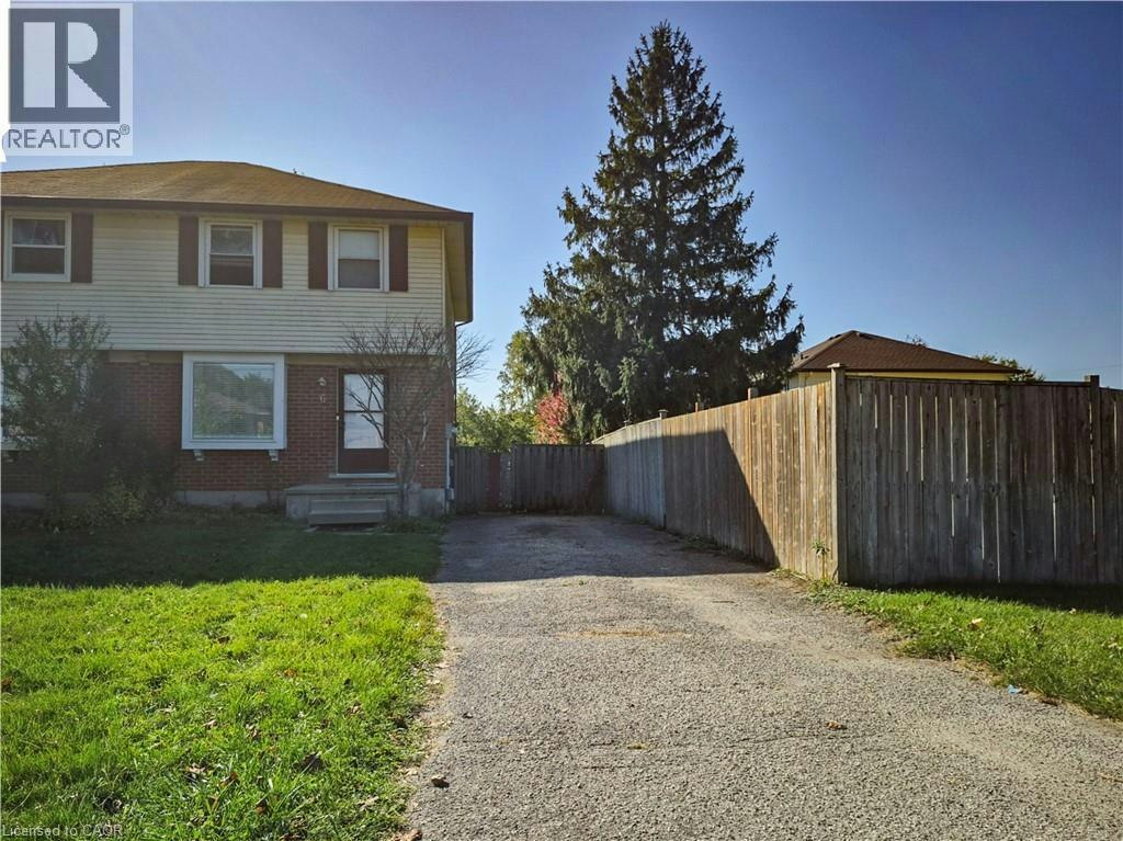 6 Stanley Avenue, Woolwich, ON, N2K 1C5
