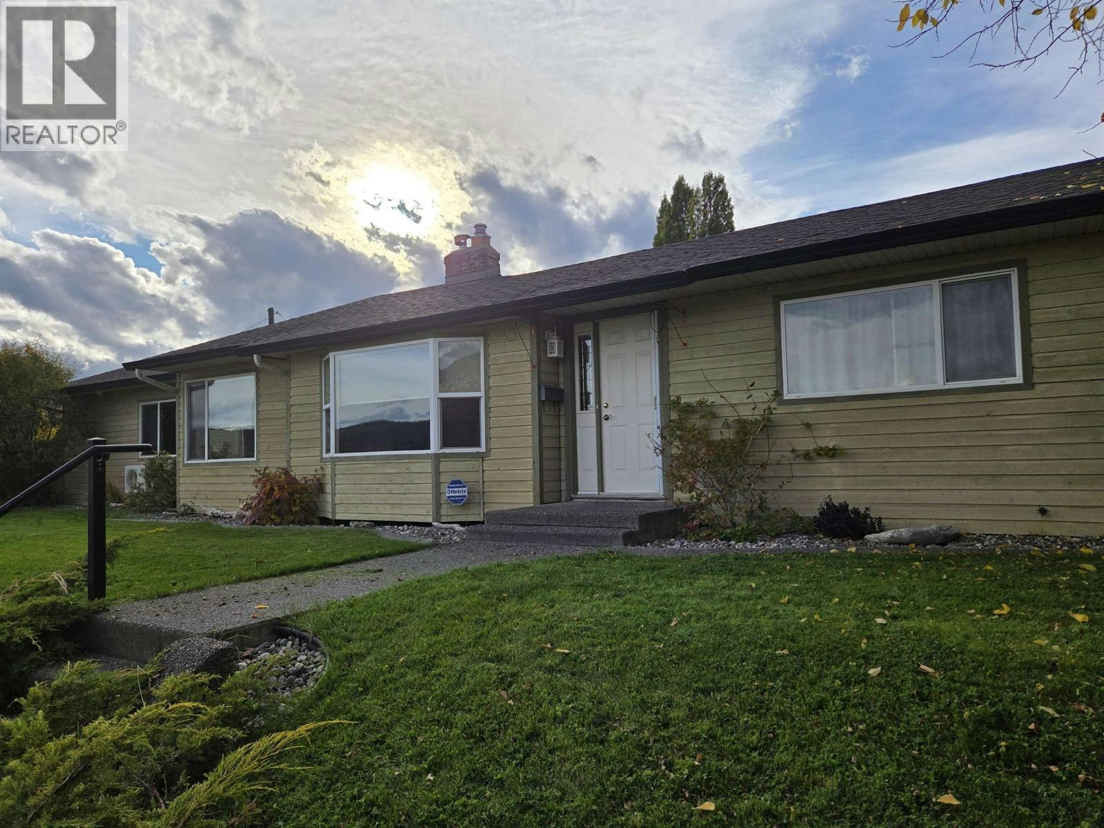 121 S Seventh Avenue, Williams Lake, BC, V2G 1L3