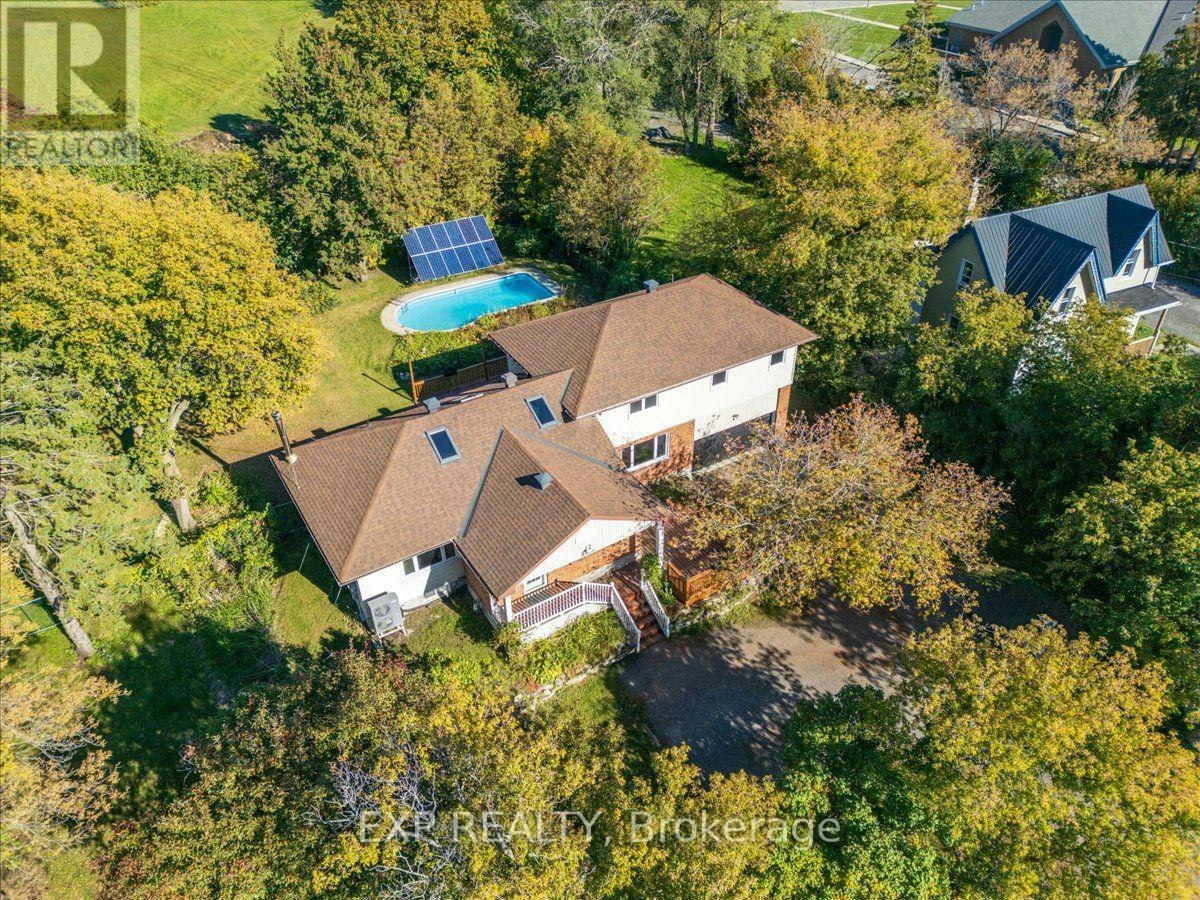5410 Old Richmond Road, Ottawa, ON, K2R 1G7