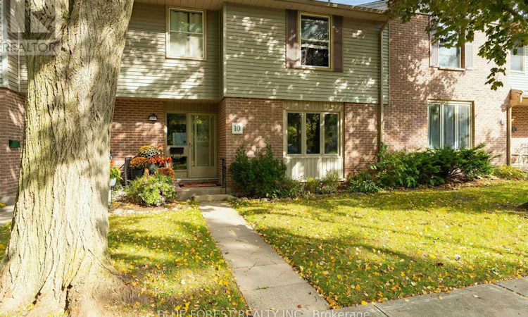 10 Berkshire Court