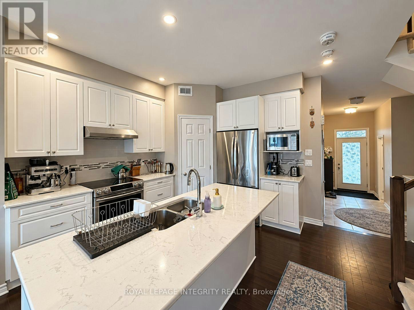 383 Warmstone Drive, Ottawa, ON, K2S 0W5 - 8