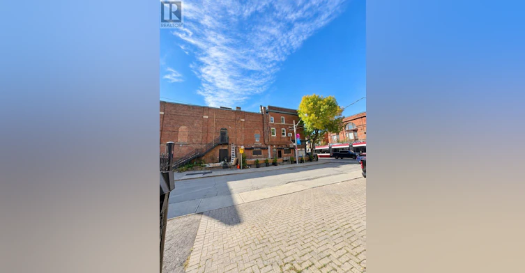 2-91 Lewis Street, Toronto, ON, M4M 2H2 - 17