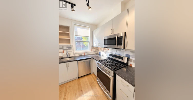 2-91 Lewis Street, Toronto, ON, M4M 2H2 - 13