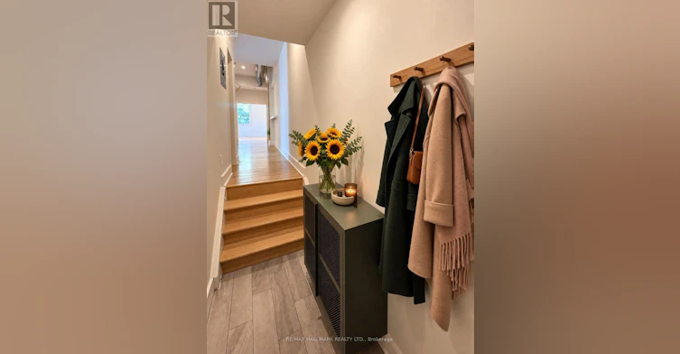2-91 Lewis Street, Toronto, ON, M4M 2H2 - 3