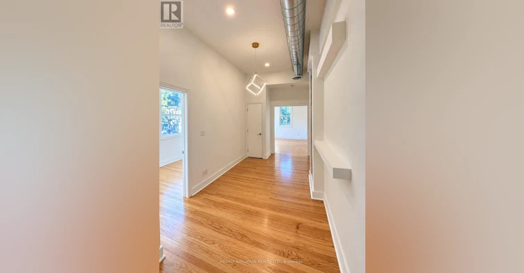 2-91 Lewis Street, Toronto, ON, M4M 2H2 - 5