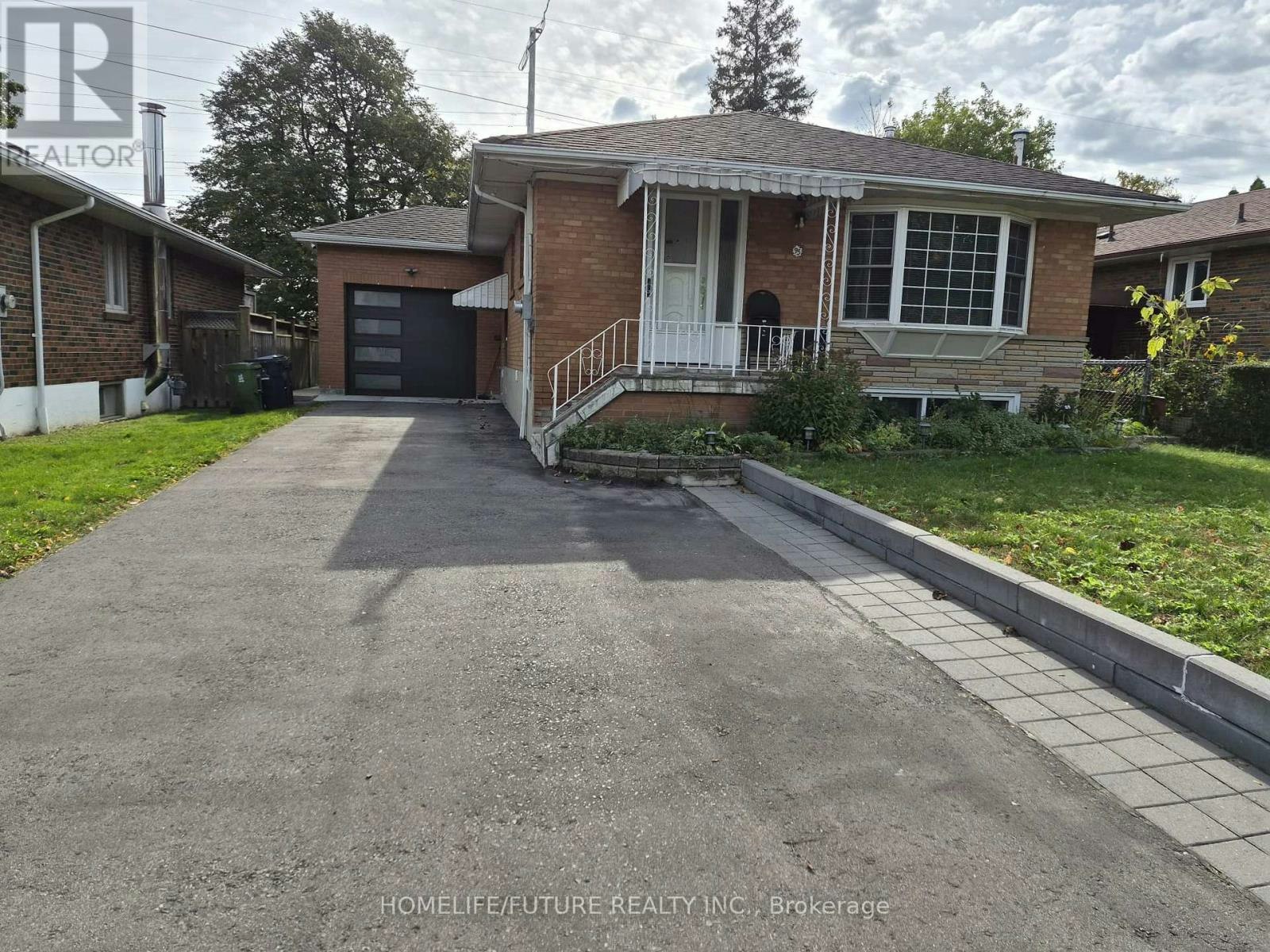 MAIN-95 Jarwick Drive, Toronto, ON, M1H 2H1
