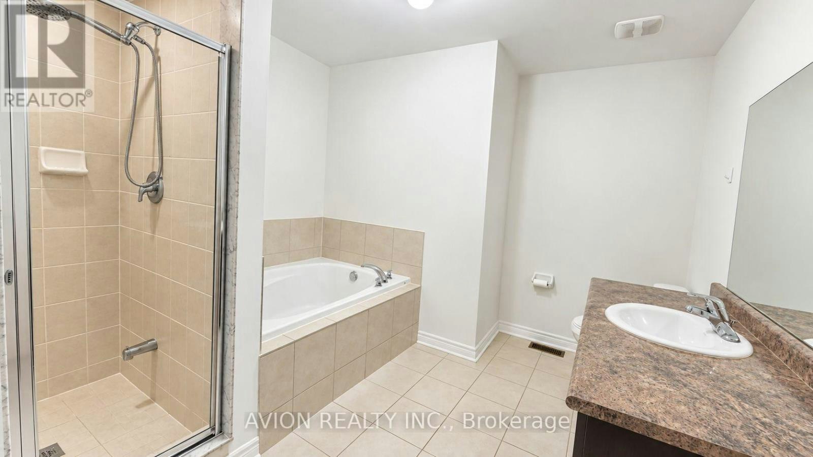 23 Clarinet Lane, Whitchurch-Stouffville, ON, L4A 4N1 - 18